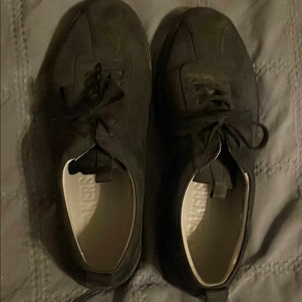 Grenson Black Sneakers Classic Design